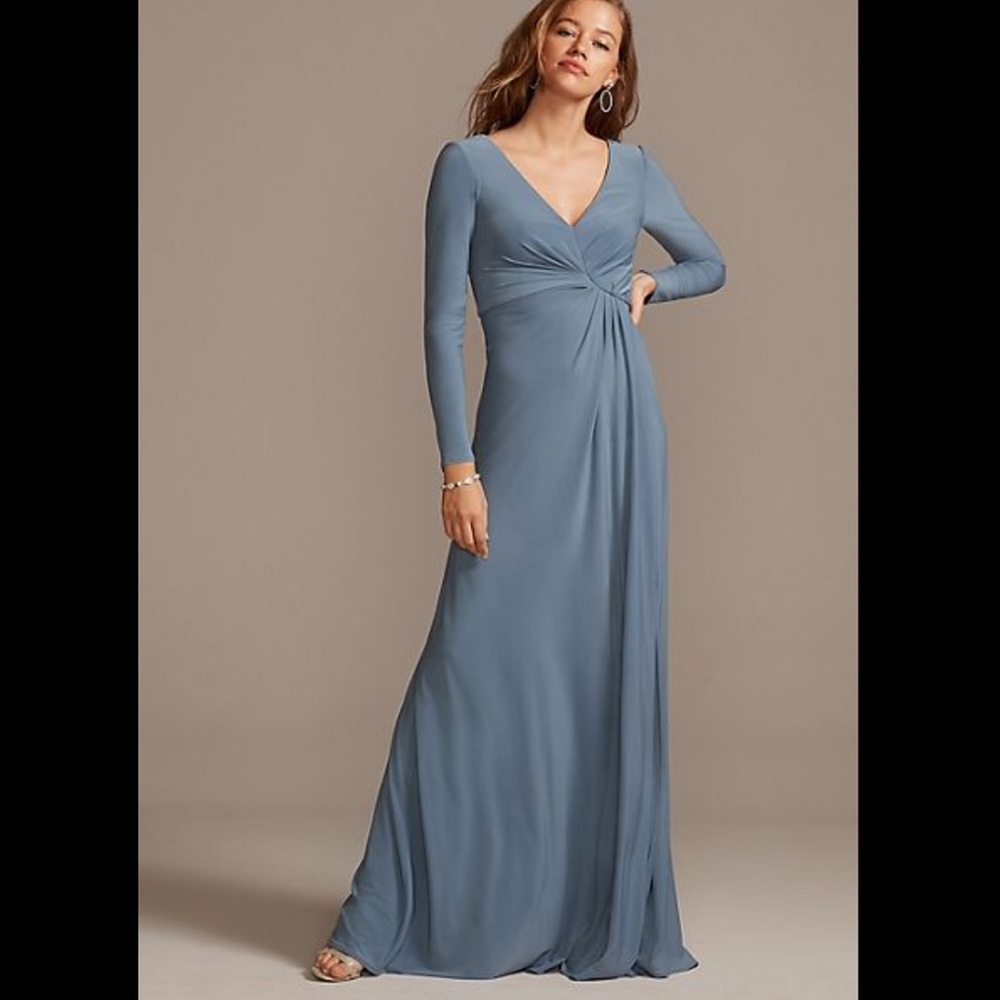 David’s Bridal Blue Long Sleeve Jersey V-Neck FormalDress Gown wi…